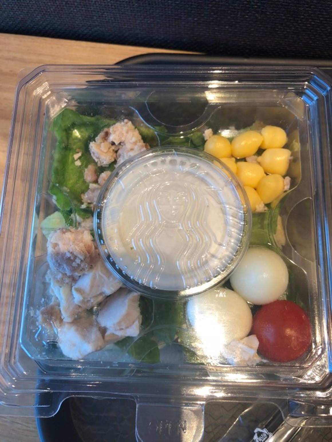 Starbucks salade:: Cobb Yoghurt dieet (prijs €5,80) heerlijk