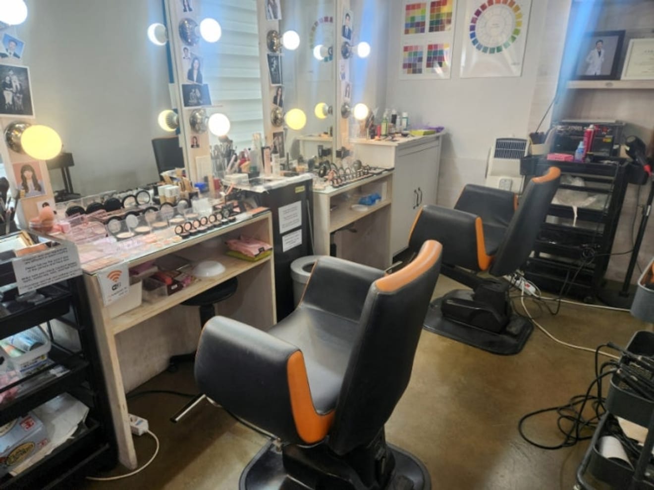 Bizim Mahalle Fotoğrafçısı Hongdae Kimlik Fotoğrafı Saç ve Makyaj Dahil