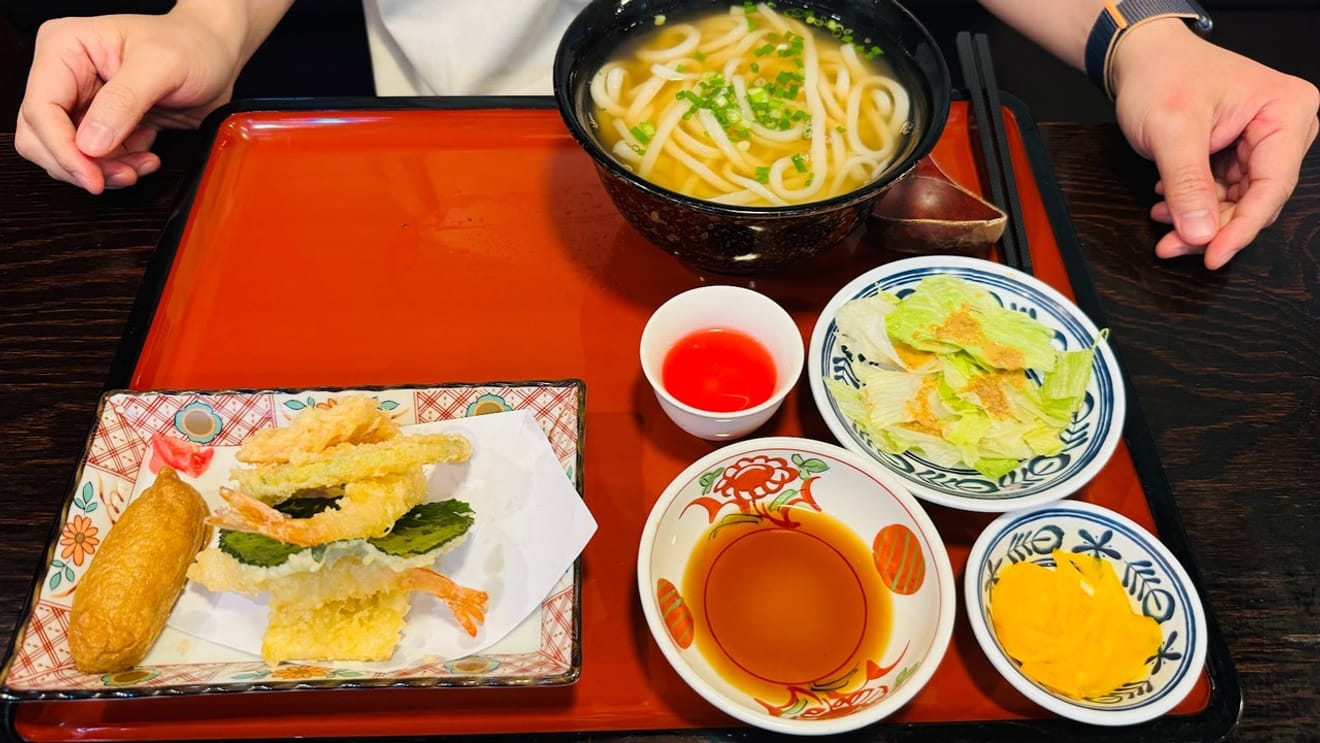 Restaurante de Udon en Hapjeong, Seúl, ‘Kyodaiya’: Reseña del Menú y los Precios (Guía Michelin Seúl 2024)