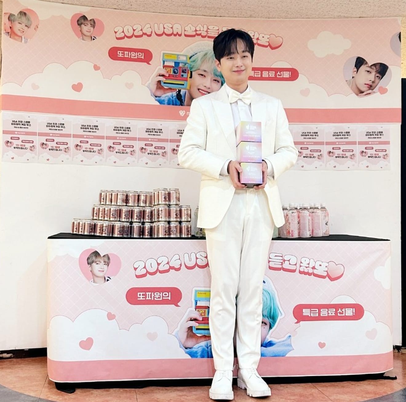 Cantante Lee Chan-won 1° album ufficiale "ONE" brano principale "Phongdeung"