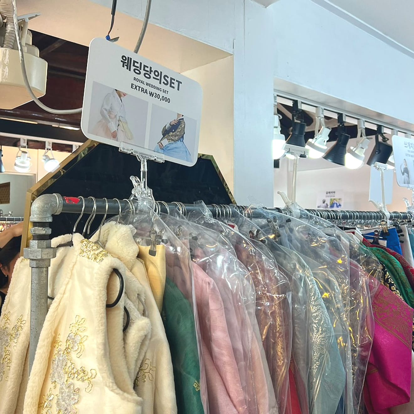 Location de Hanbok à Gyeongbokgung, Hanboknam Premium