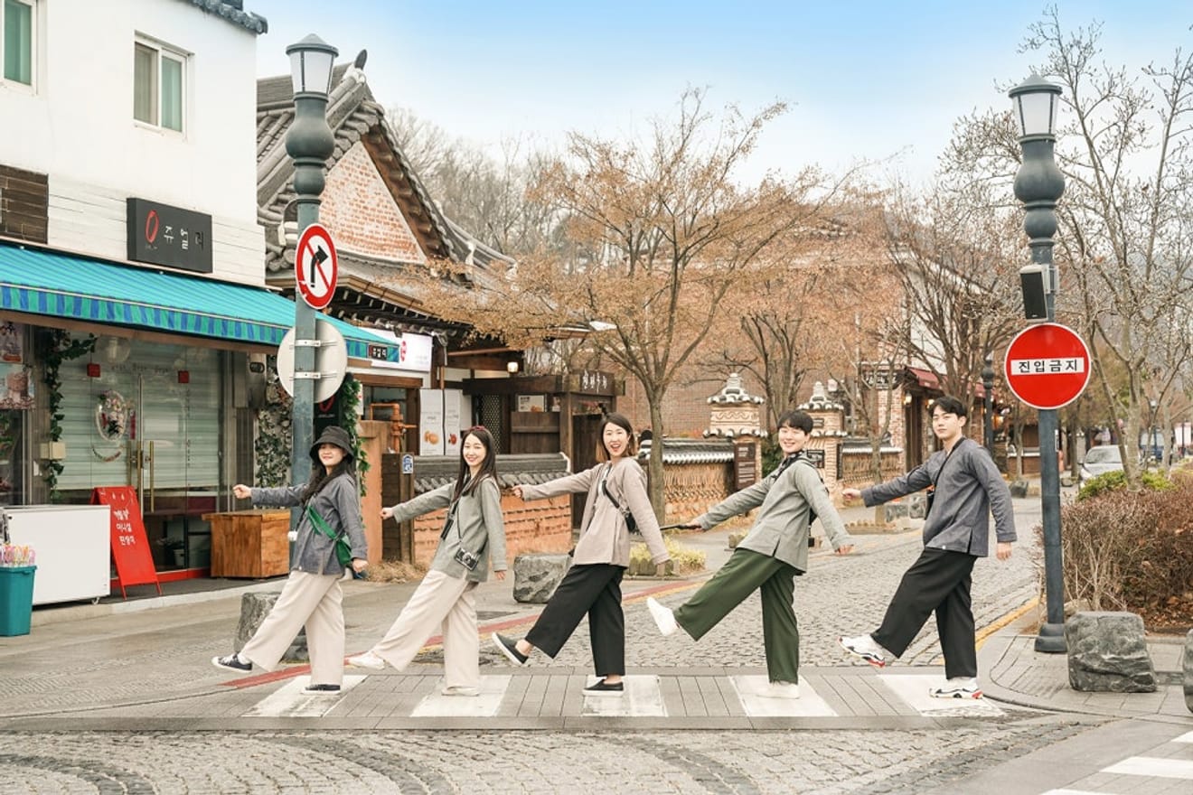 Reise & Alltag: Moderne Hanbok im Daily Look