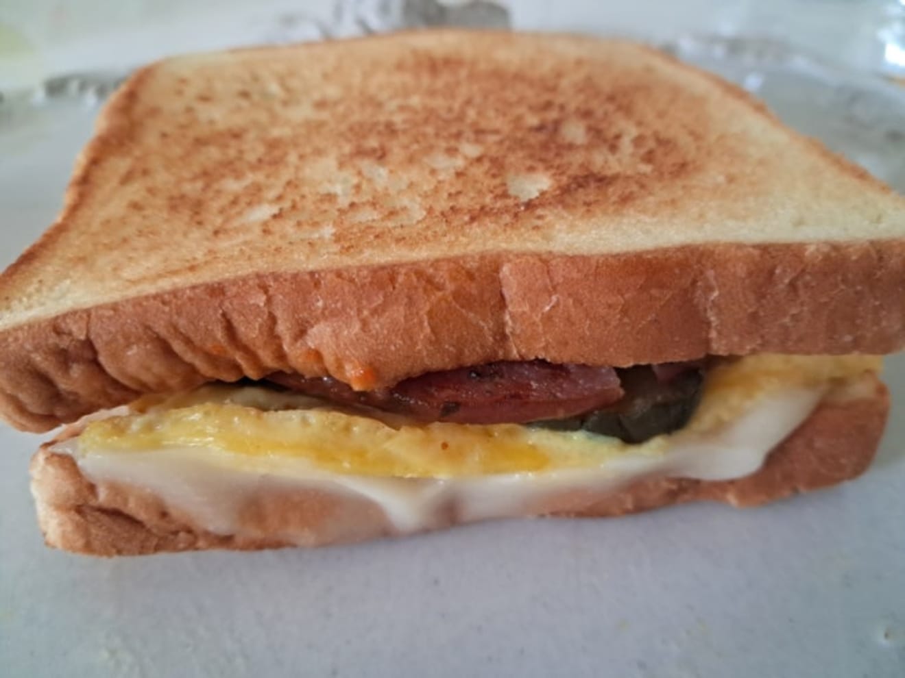 Iszak Toast a Myeongdong-székesegyház közelében