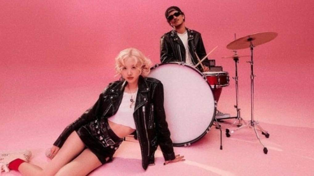 Rose's "On the Ground" Achieves No. 3 on Billboard Hot 100