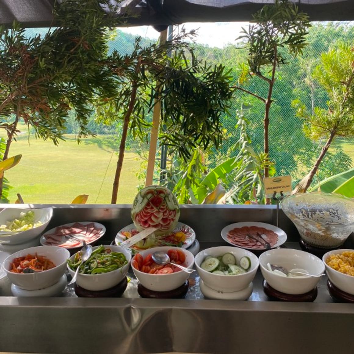 Voyage de 4 nuits et 6 jours à Boracay - Petit-déjeuner au Fairways Resort, City Mall, coucher de soleil sur White Beach, marché de D'Mall