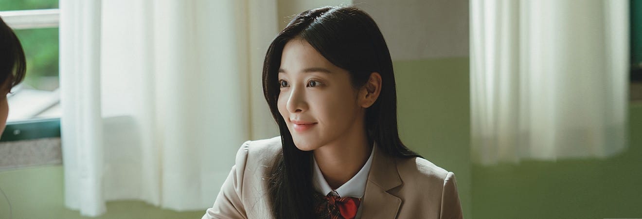 To go back in time and prevent his father's accident, the Korean drama 'Sparkling Watermelon'