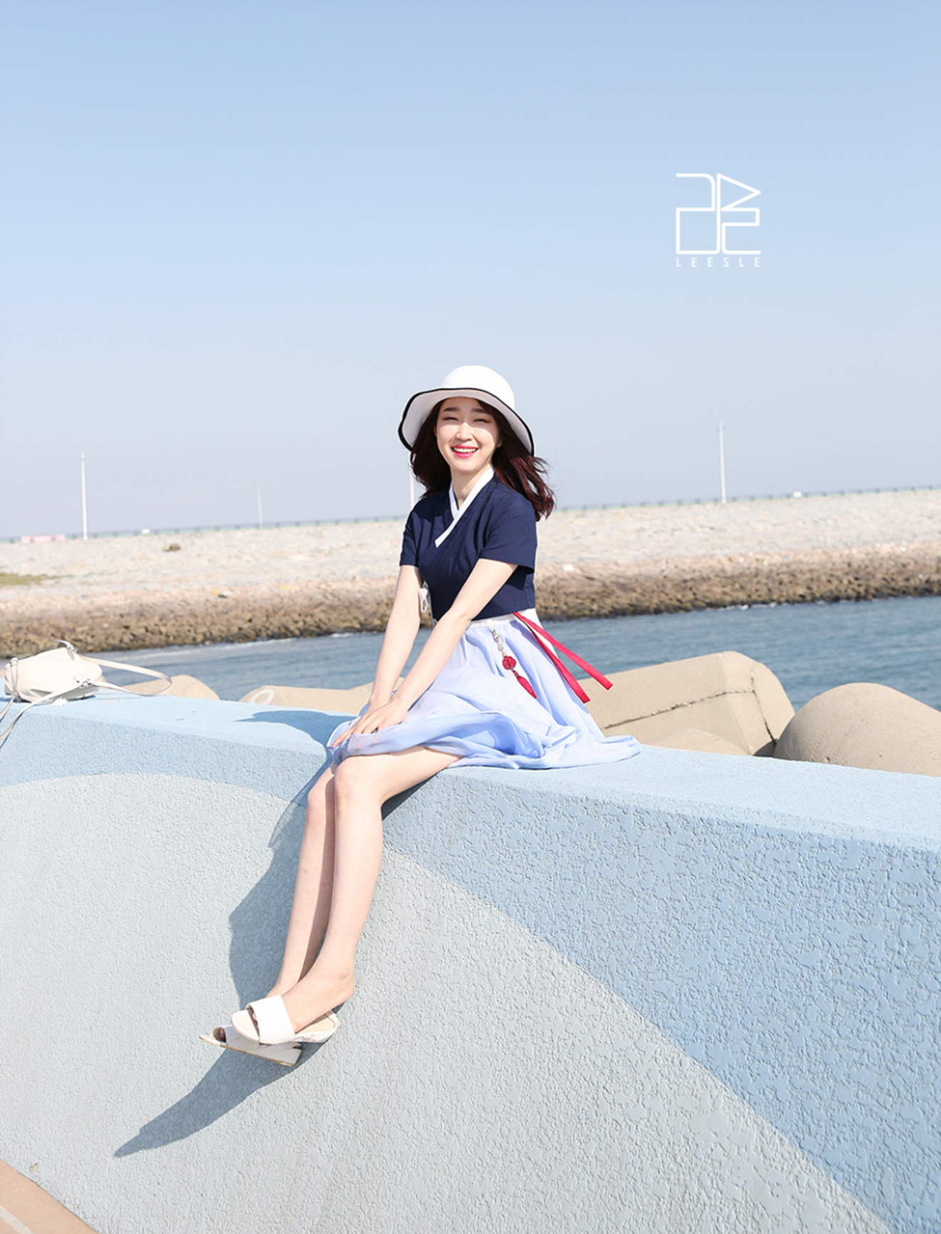 [Summer Hanbok Recommendation - 2] Summer Hanbok That Feels Cool Just by Looking at It (Men's Hanbok Too!)