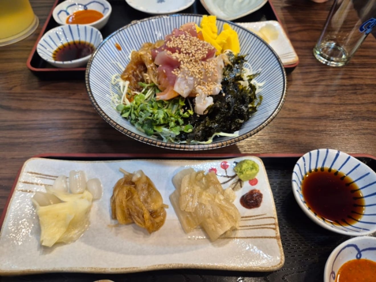 新림站居酒屋我們的壽司：新鮮美味的熟成魚生和壽司