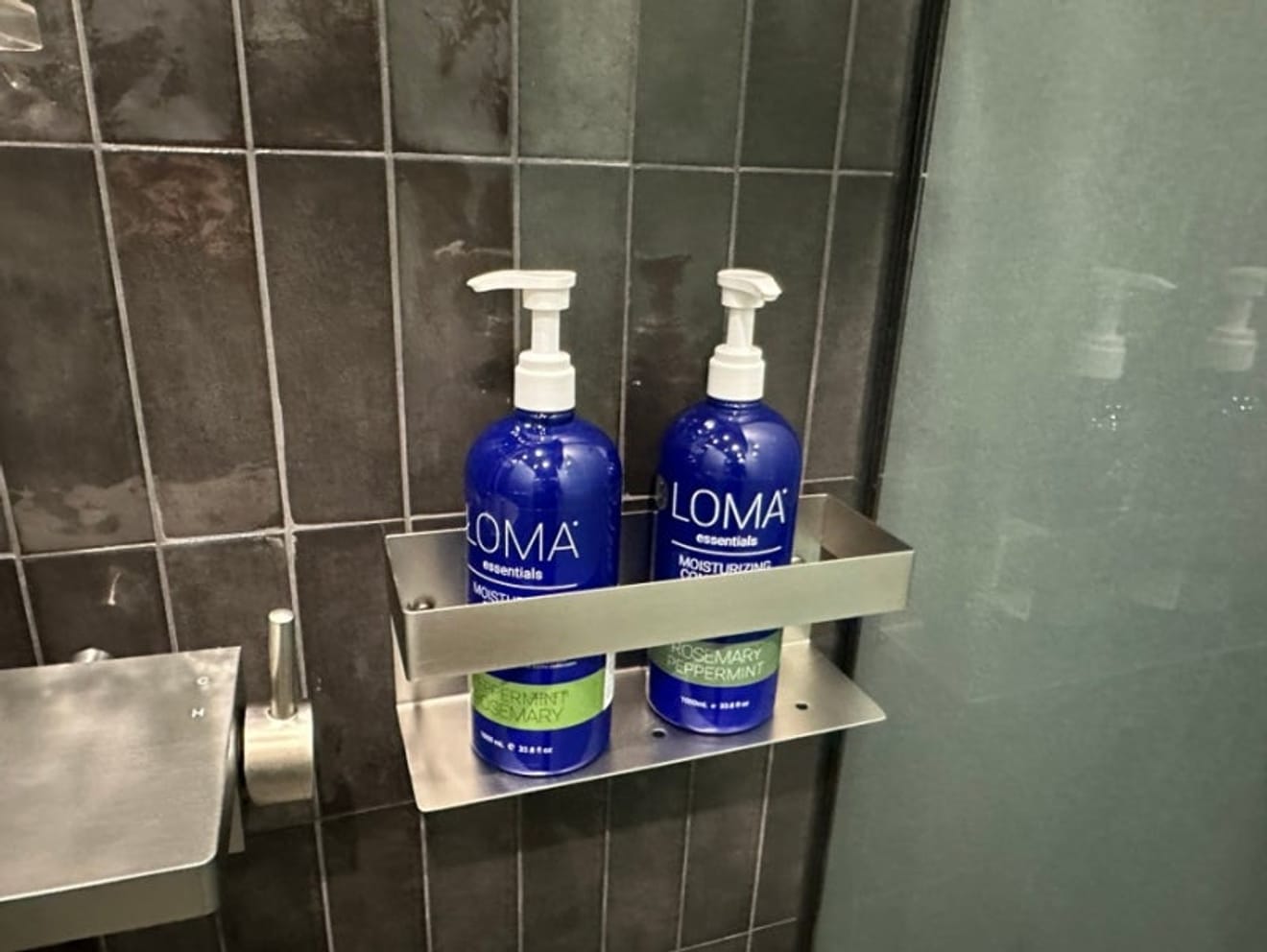 Прикосновение к природе в городе: йога в отеле Positive Hotel, Соннам, Махахата